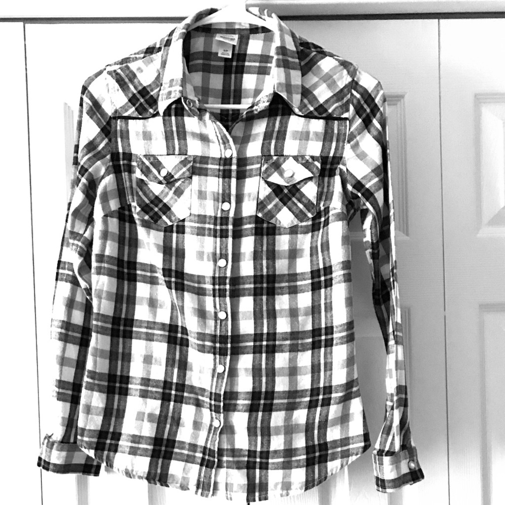 Mossimo Supply Co. Women’s Plaid Shirt